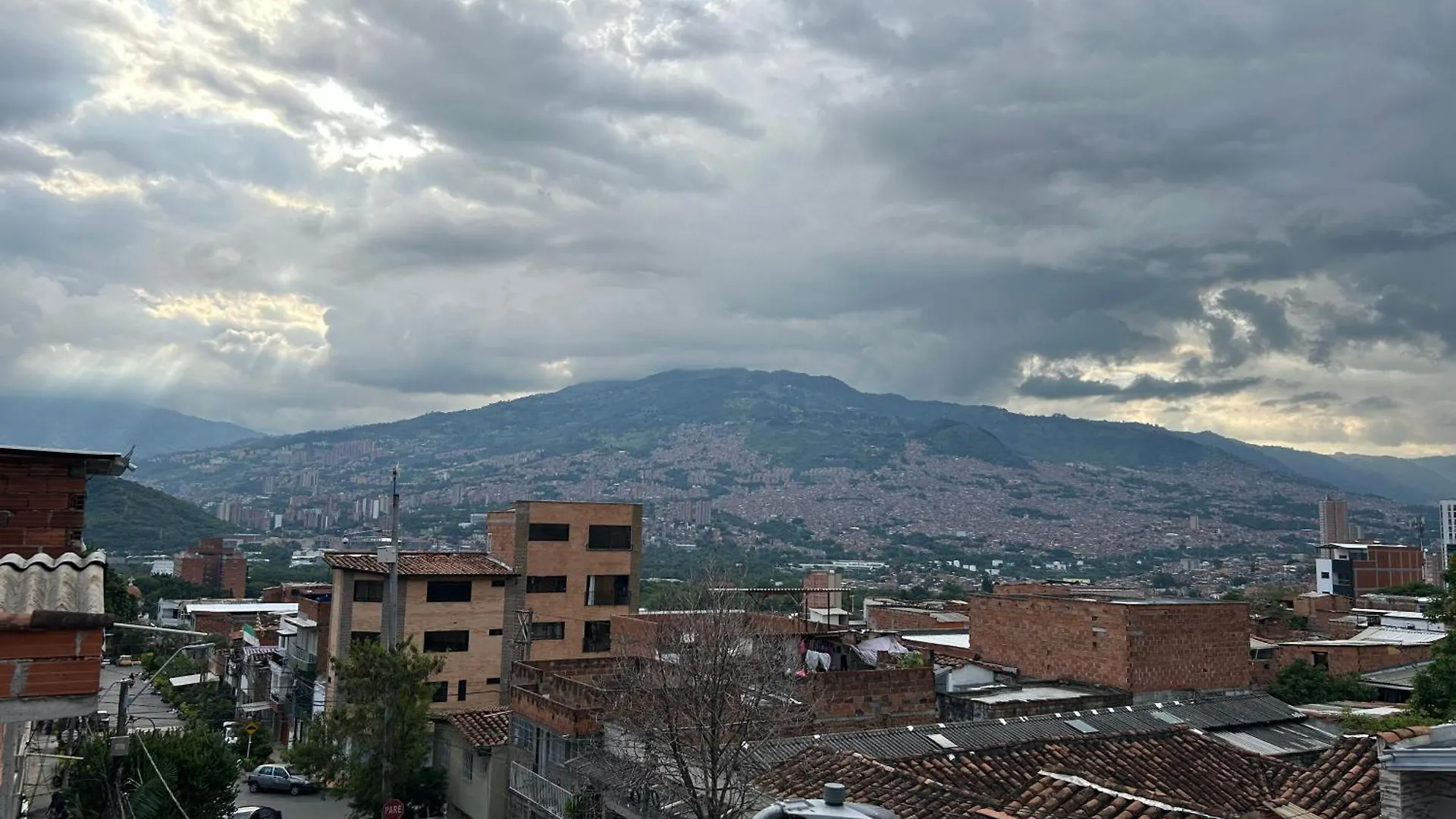 Apartamento En Zona Centrica Campo Valdes Medellin 0*,  Colombia